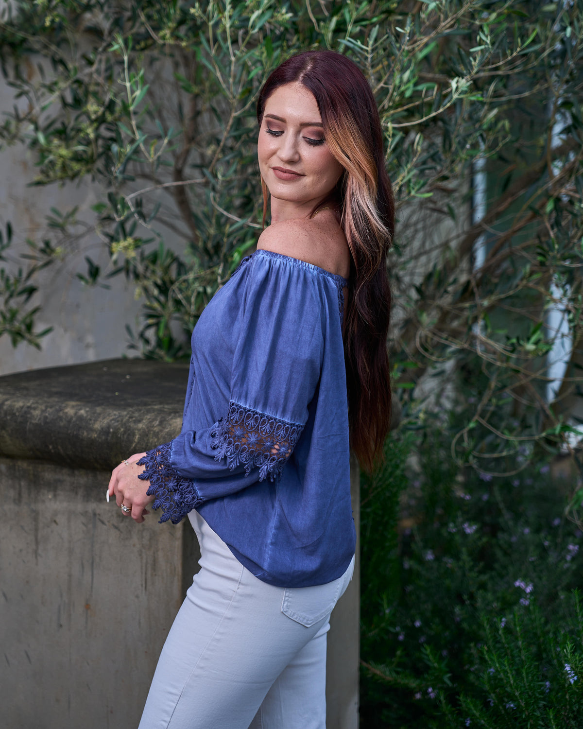 Lost In Rome | Blue