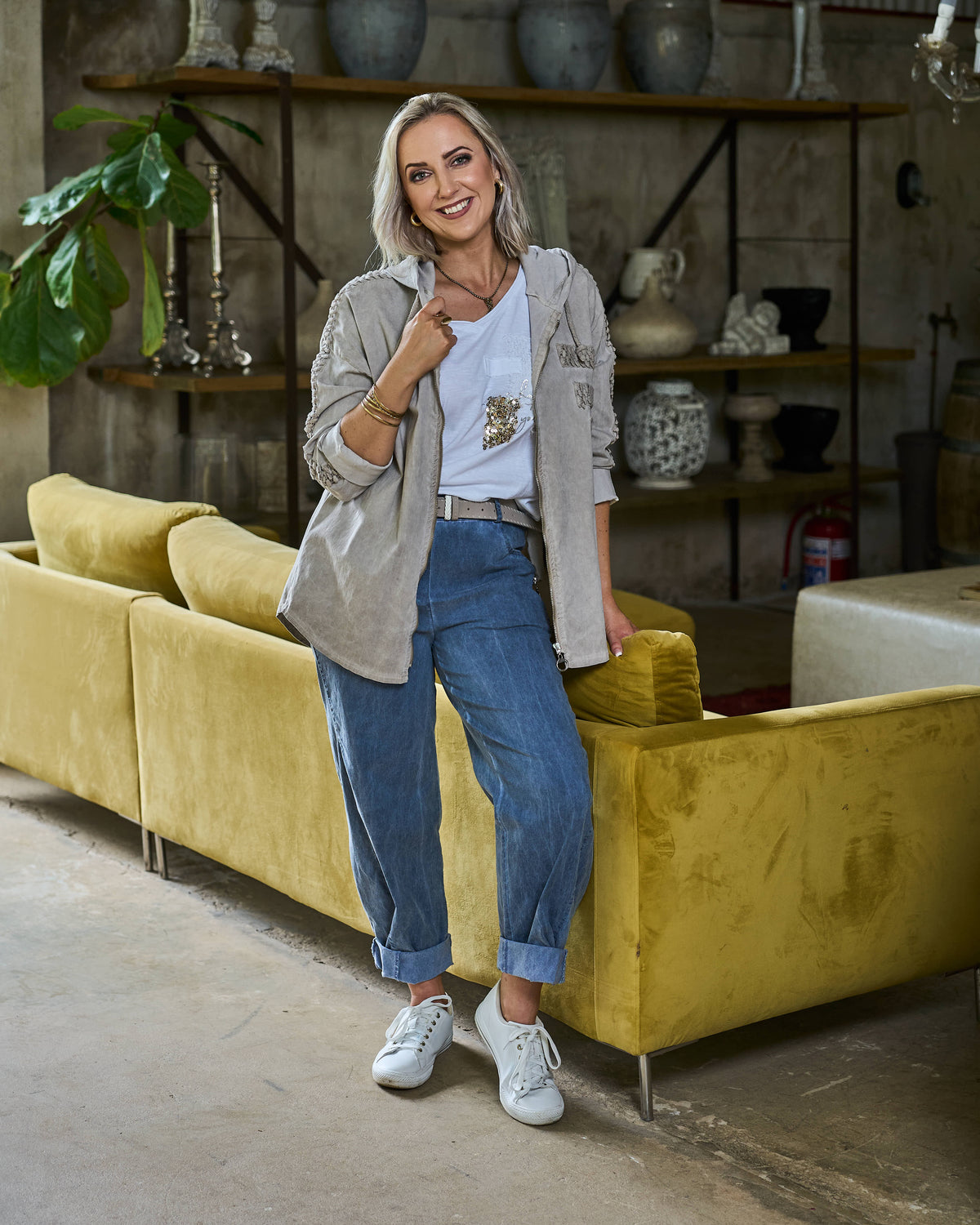 Love In The Villa Jacket | Taupe