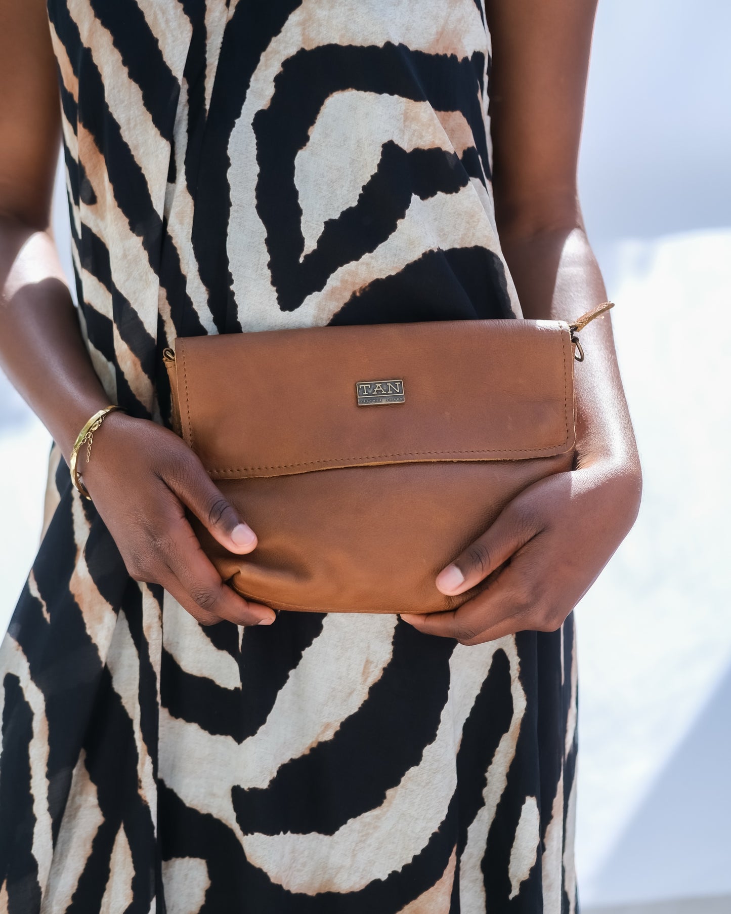 Mila Sling Bag | Pecan