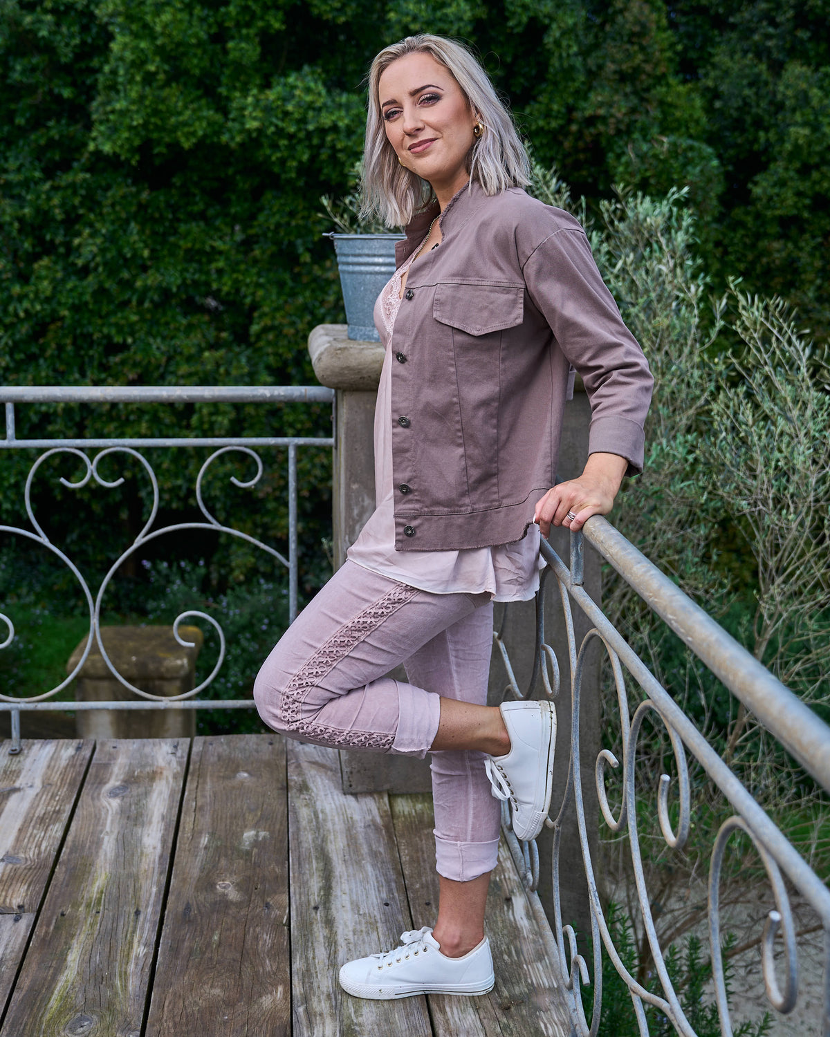 Morning Rush Bomber Jacket | Cocoa