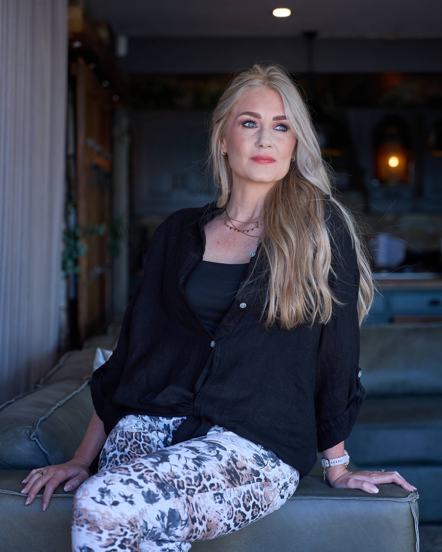 Oh Pretty Women Shirt | Black