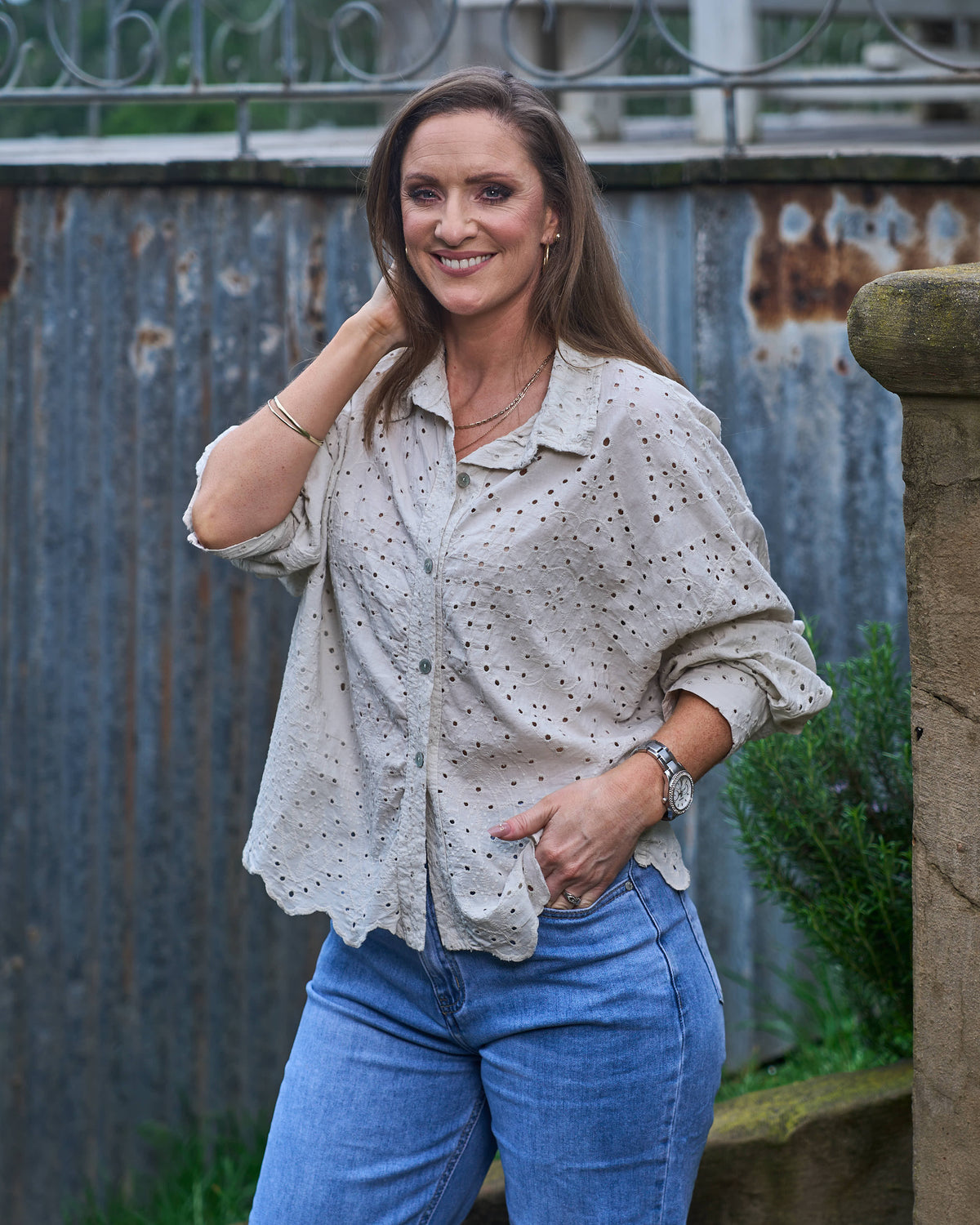 On My Way Anglaise Shirt | Beige