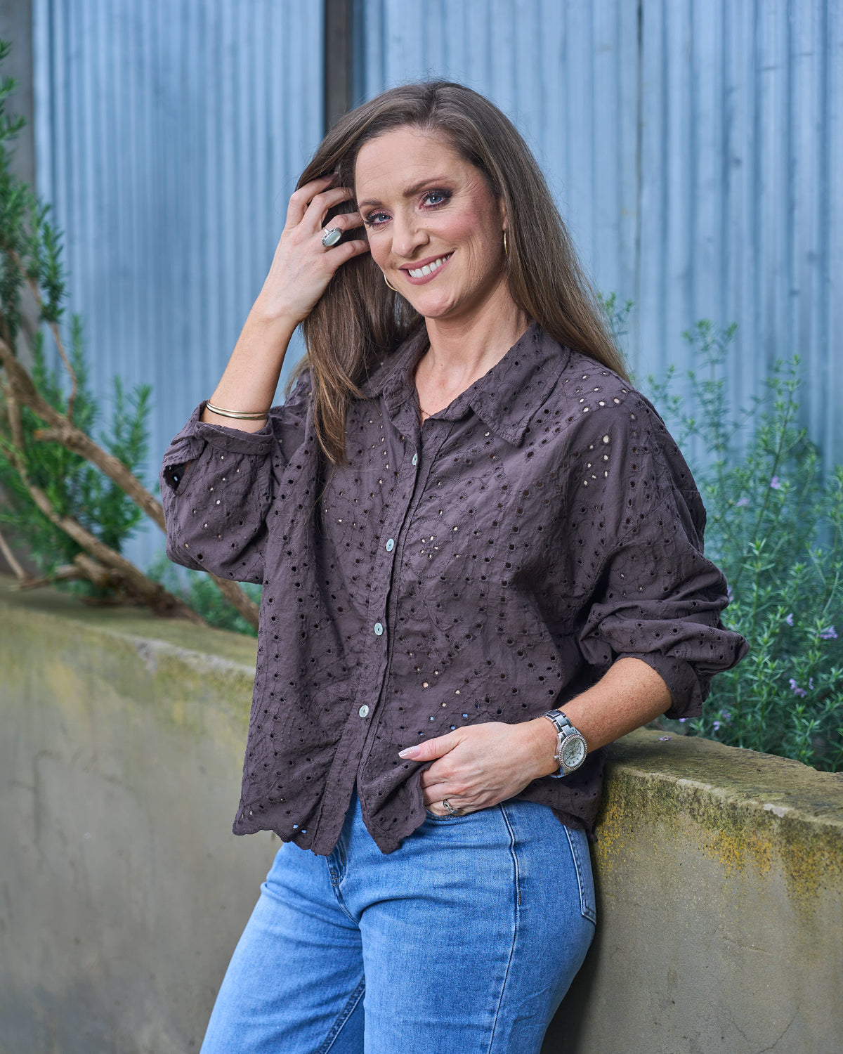On My Way Anglaise Shirt | Chocolate