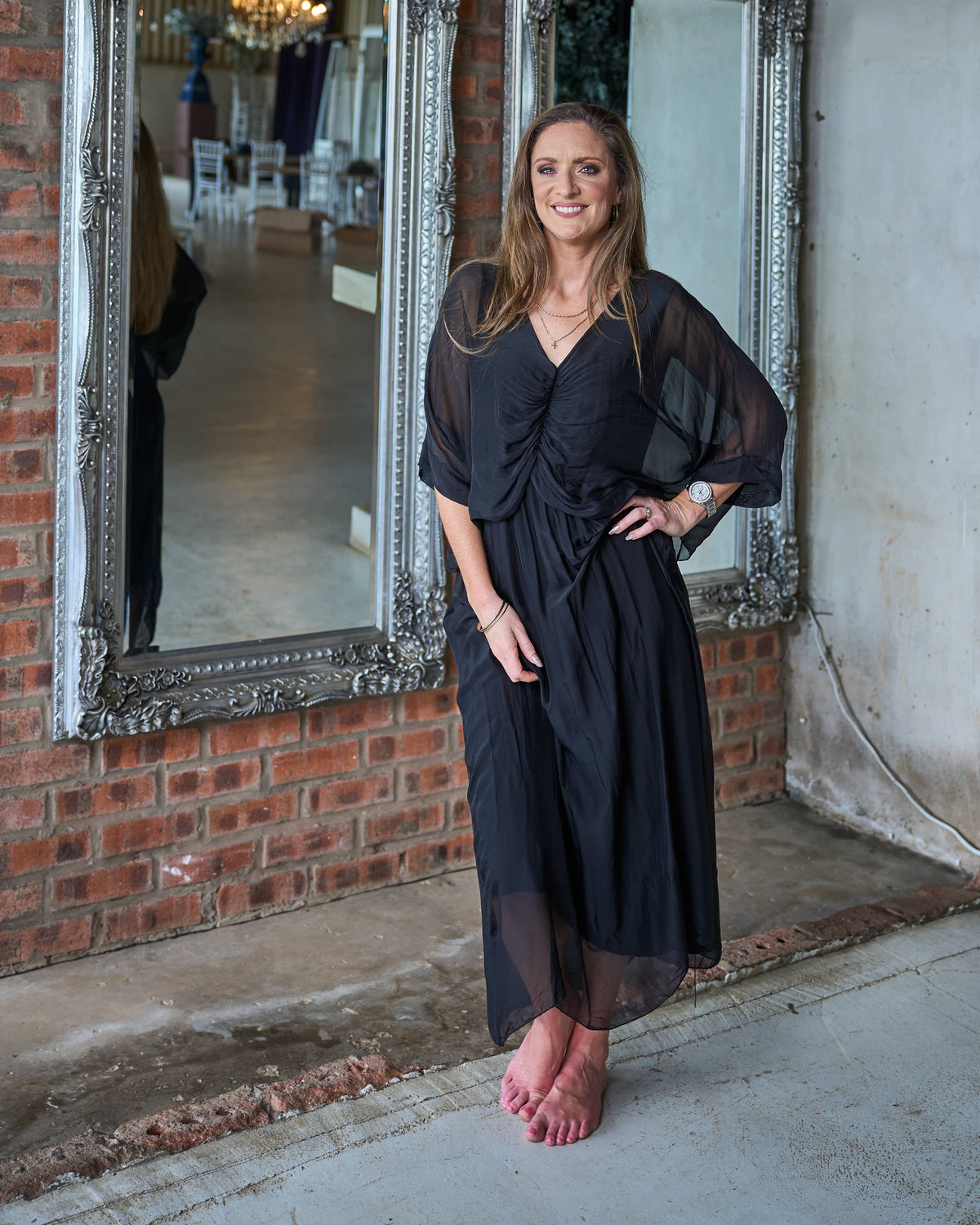 See me Glowing Silk Dress | Black