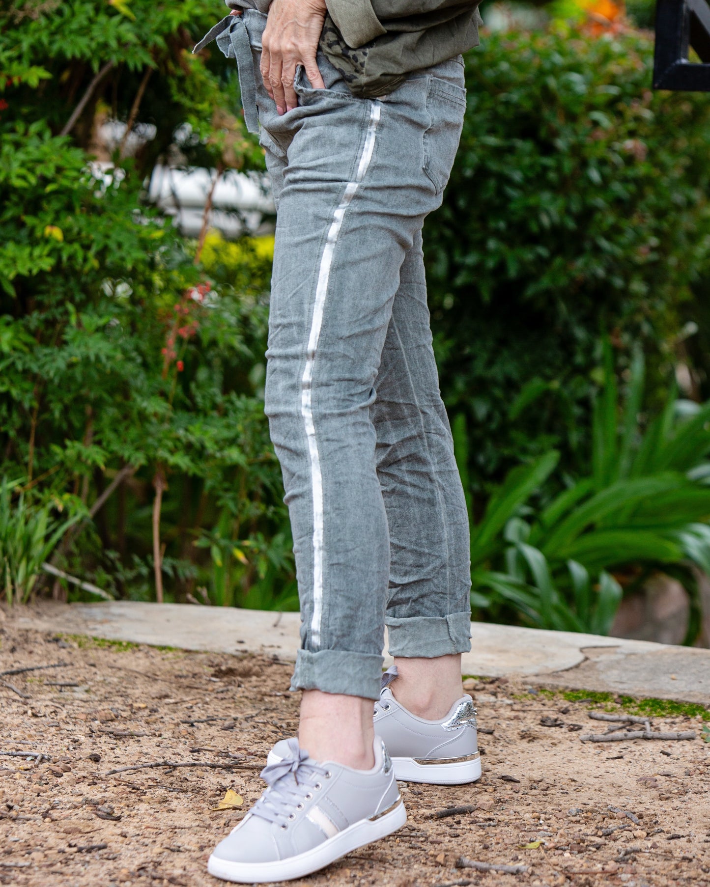 Senorita Drawstring Pants | Olive