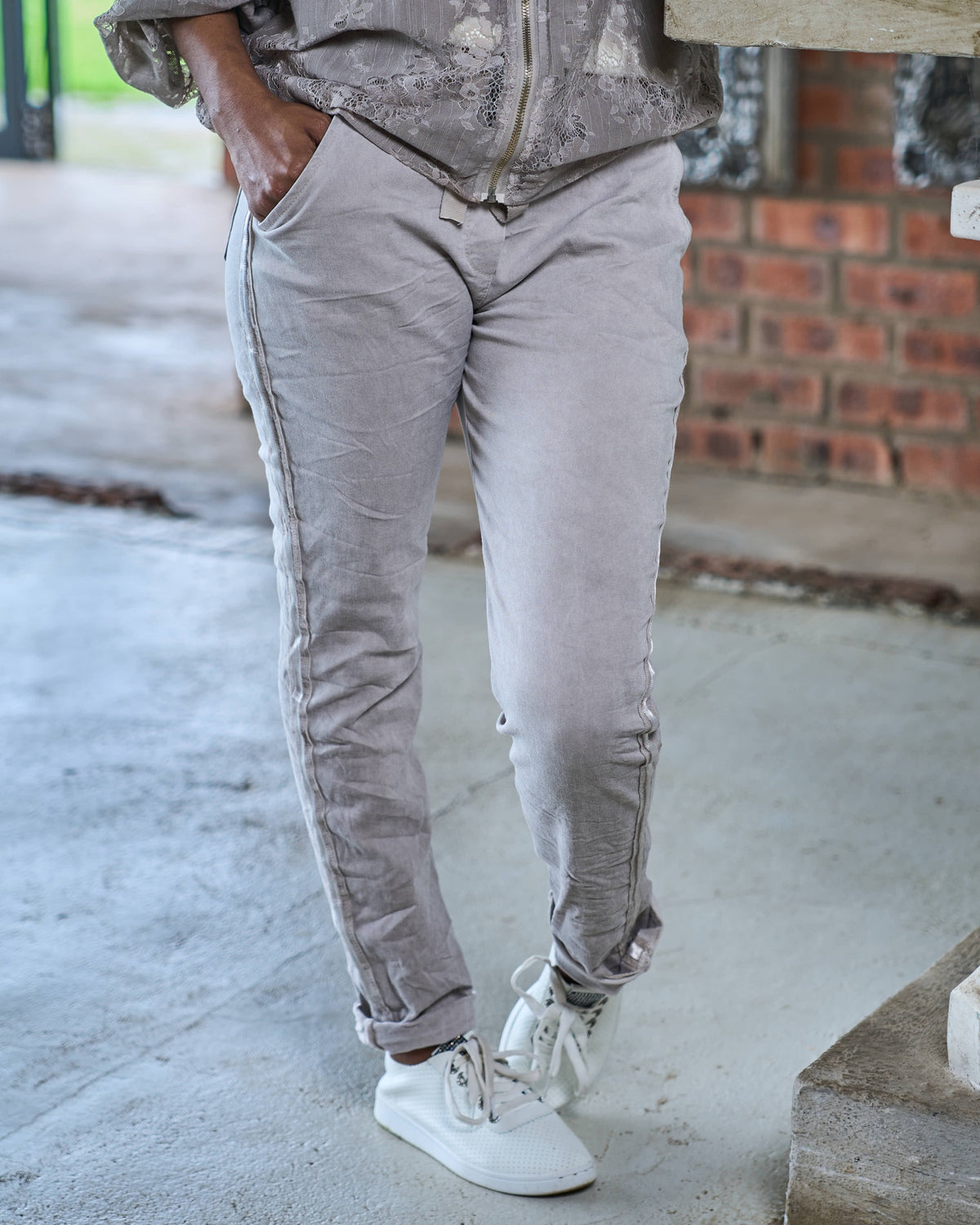 Senorita Drawstring Pants | Taupe