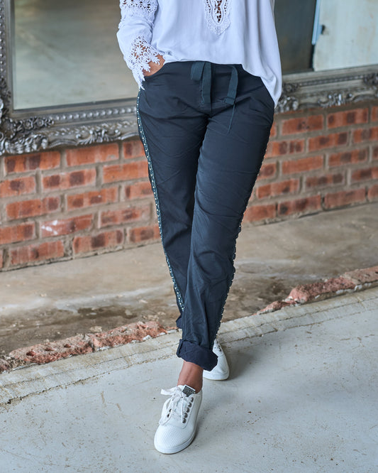 Smooth Moves Drawstring Pants | Black