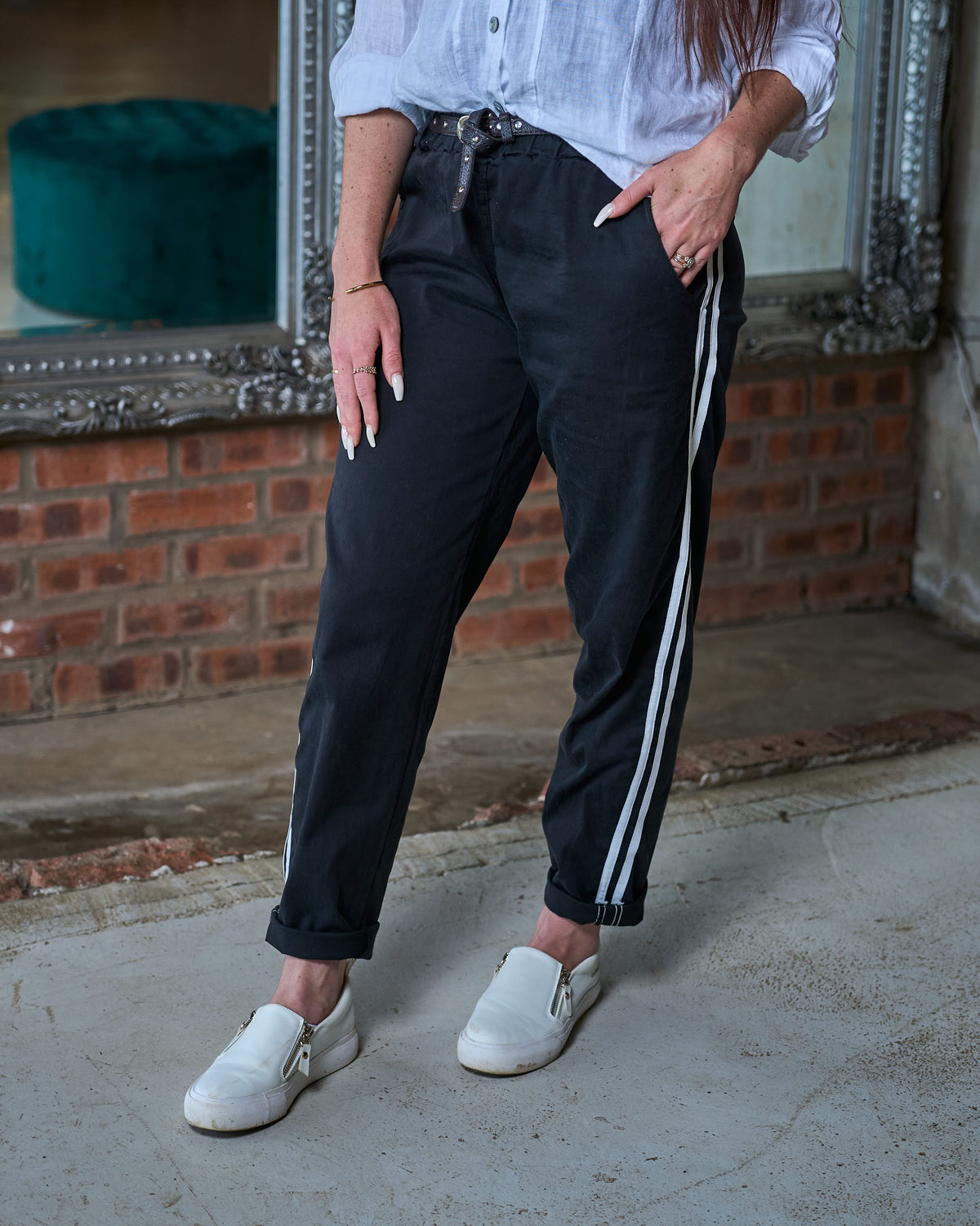 Weekend In Capri Pants | Black