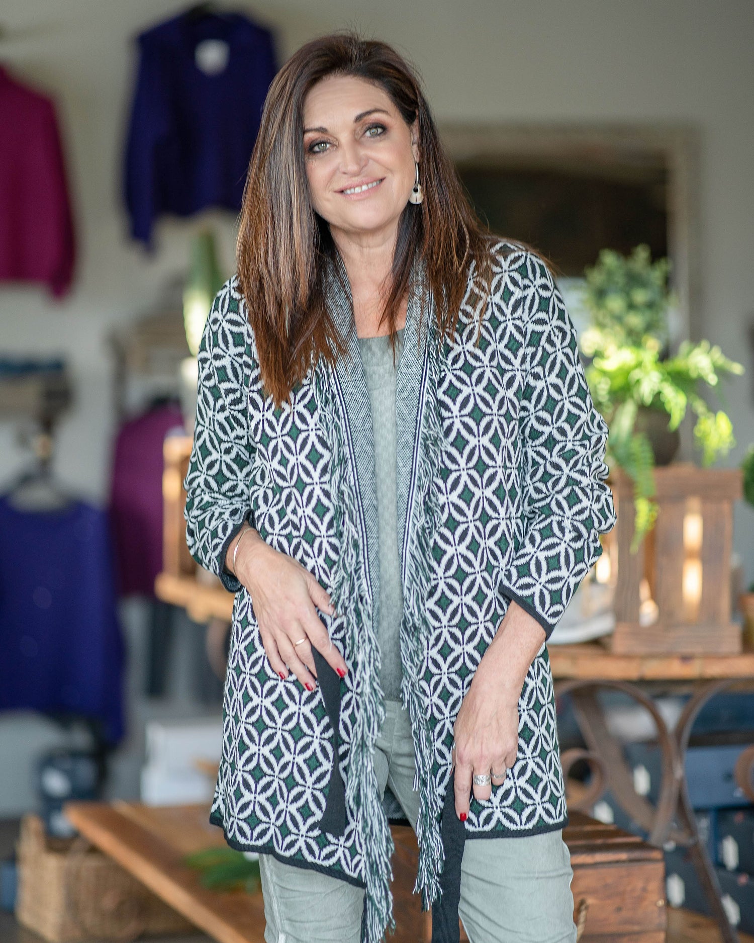 Once you try this poncho on - you wouldn't want to take it off! The colour scheme is vibrant and will easily pair with almost any outfit. The raw edge fringe detail adds so much sophistication to this look