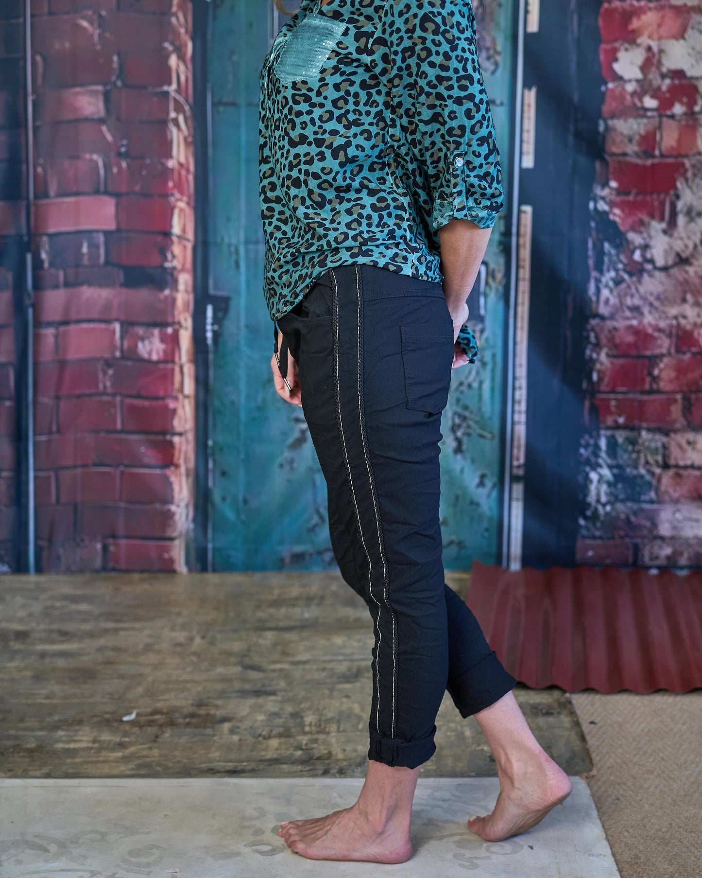 Tuscan Texture Drawstring Pants | Black